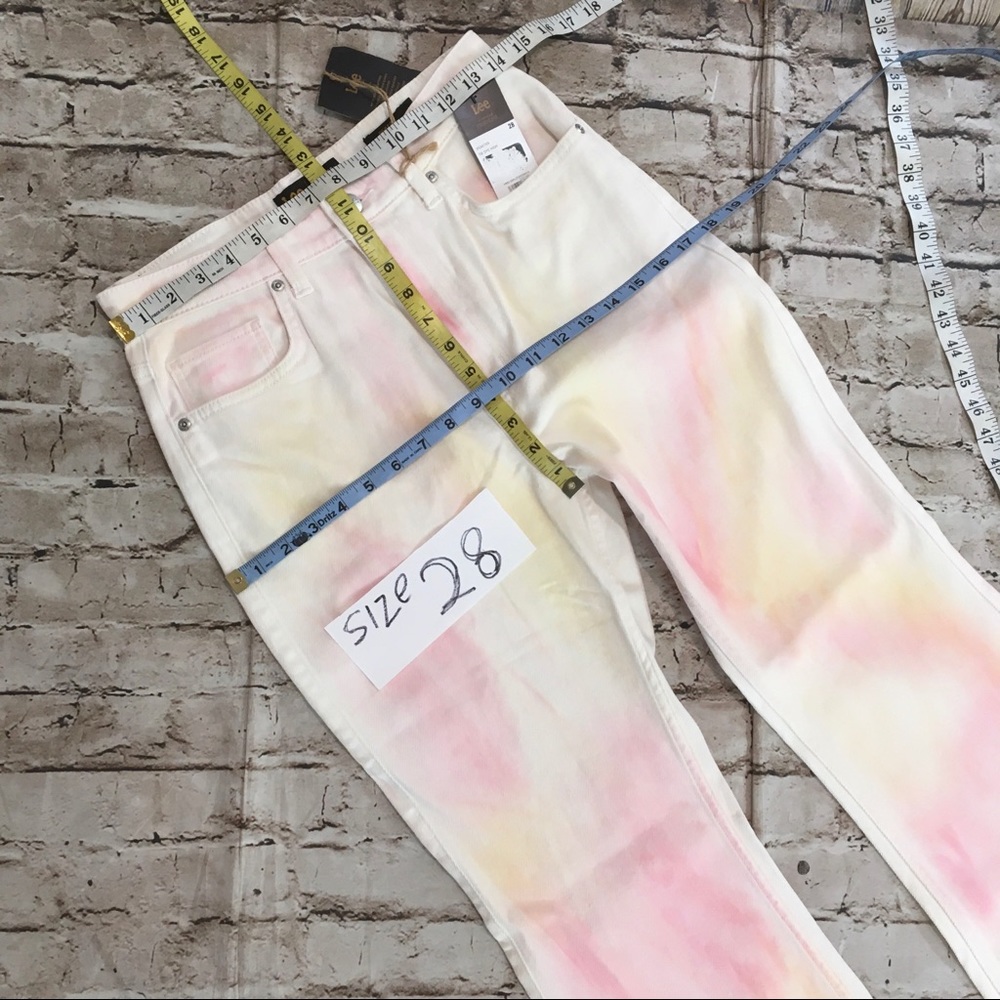 NWT LEE High Rise soft colors, Tie Dye bell bottom, Jean - Picture 12 of 14